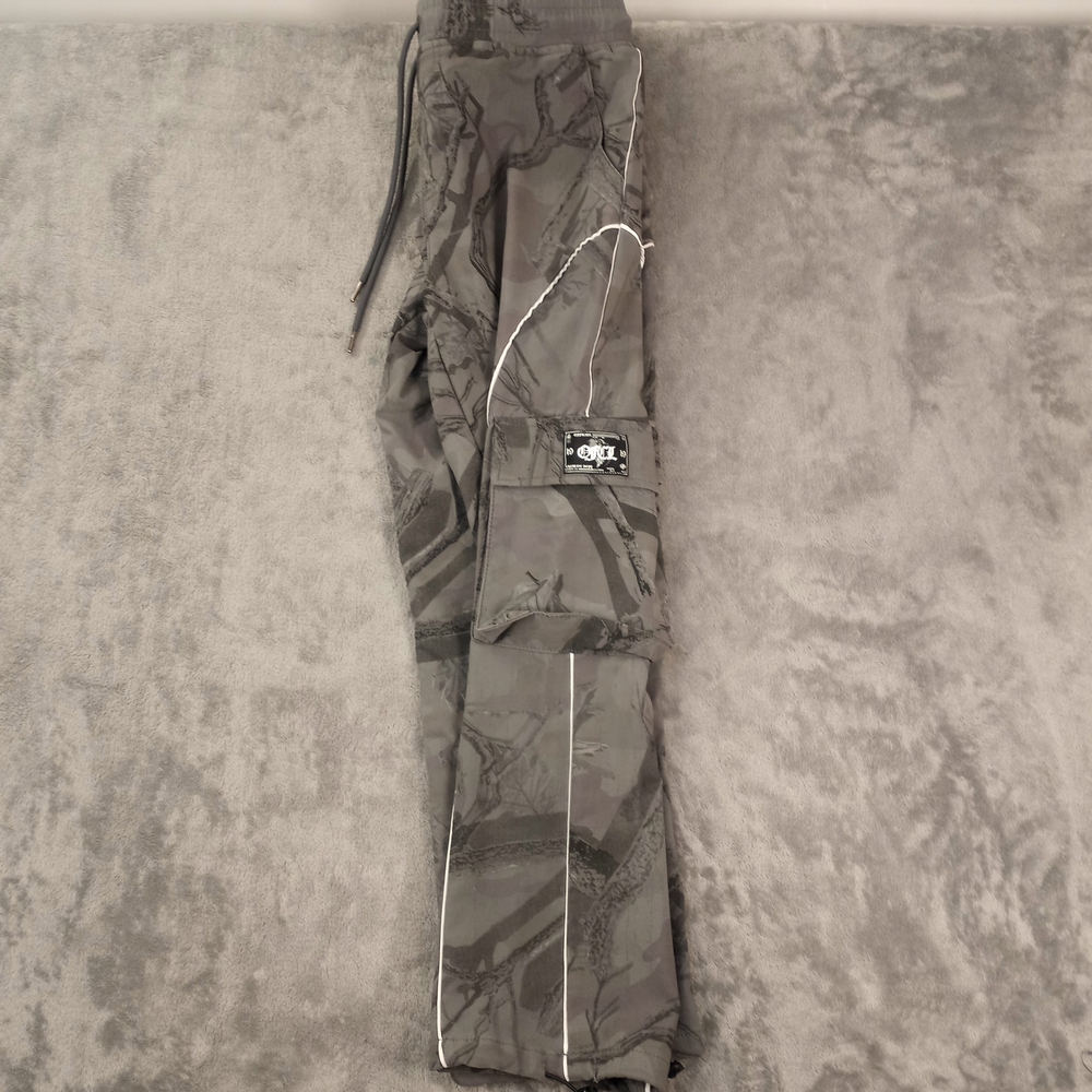 RGSTR Men's Gray Camouflage Cargo Pants with Reflective Trim Size Medium - Picture 13 of 14
